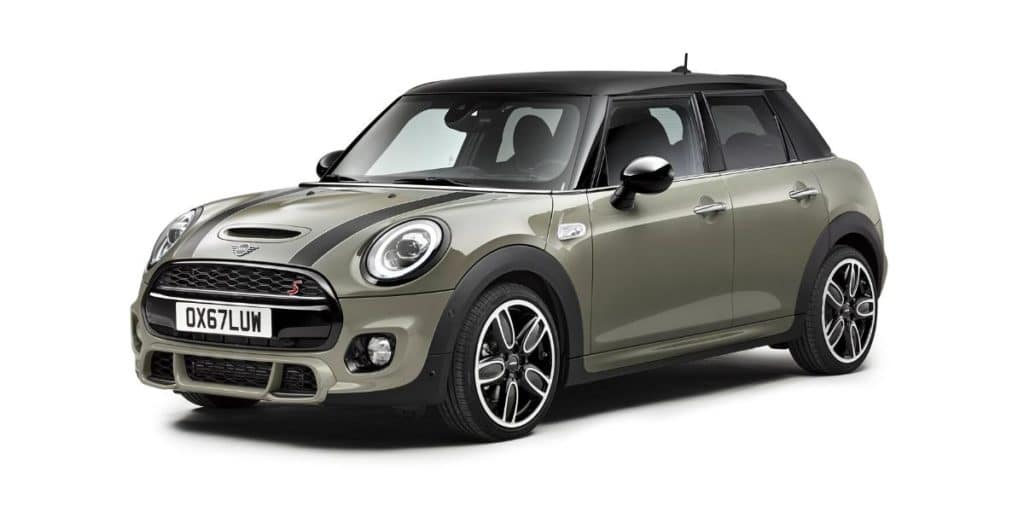 A 4-door MINI Cooper available for lease in West Palm Beach, Florida